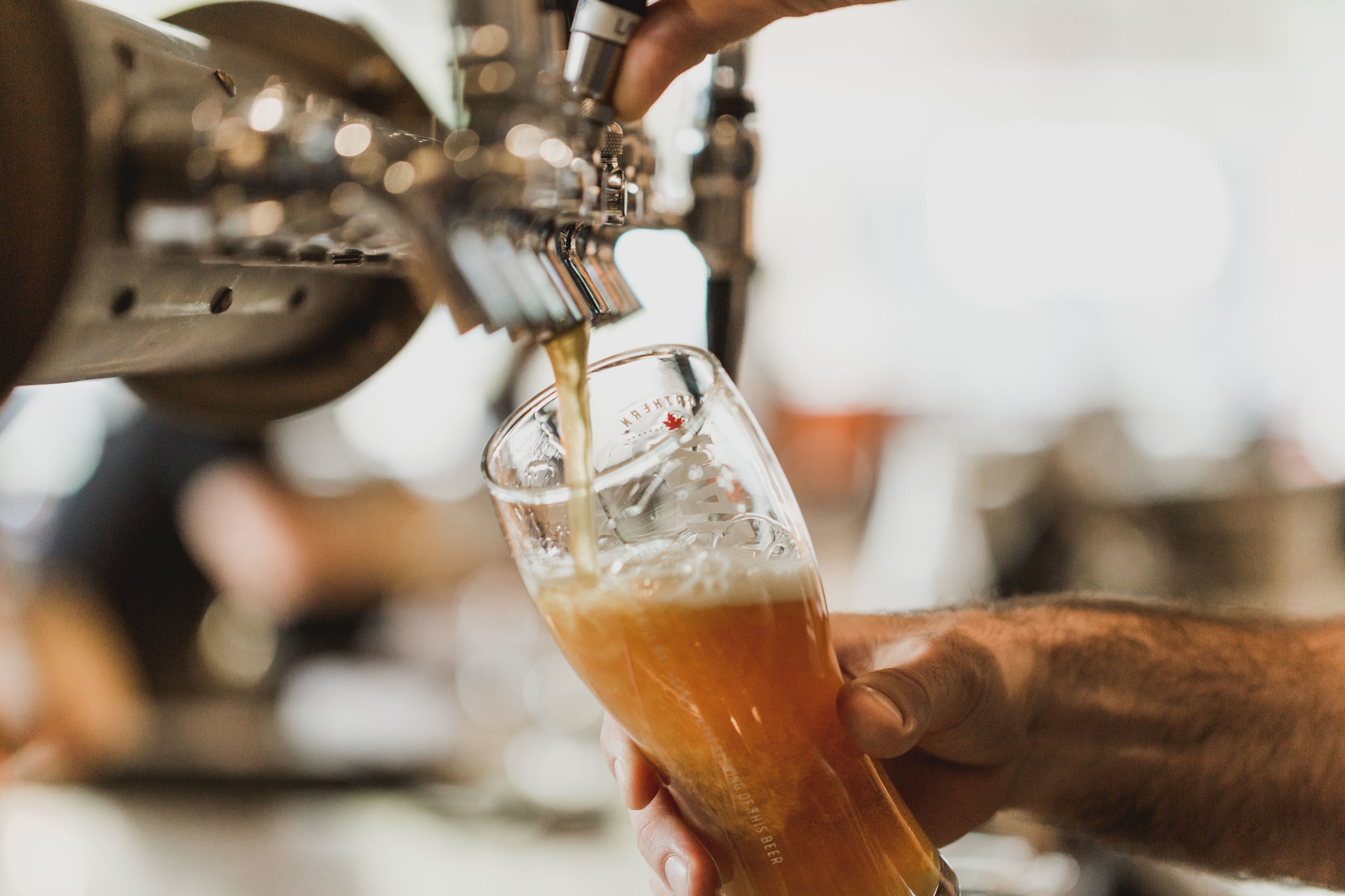 pouring-pint-of-beer
